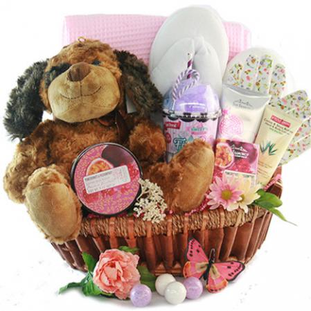 lovely spa gift basket for her